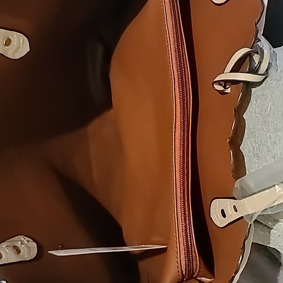 Brand New MKF Collection Tote shoulder bag and cross body bag insert. - Picture 10 of 10